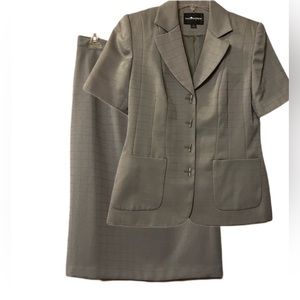 Sag Harbor | Skirt Suit | Olive | Size 10
